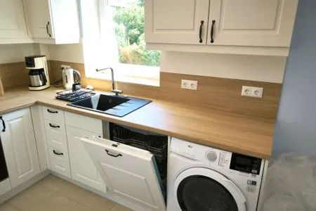 Küche / Küchenzeile MeerRaum, helle Ferienwohnung mit Meerblick