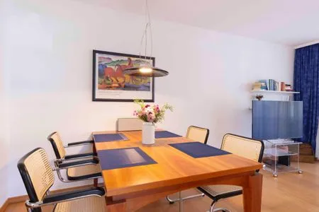 Wohnzimmer (OST35b) Ferienwohnung "Derndinger"