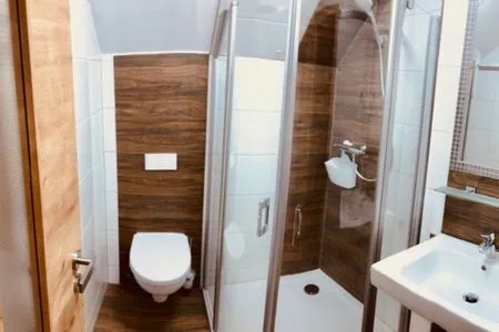 Badezimmer Wohnung 16