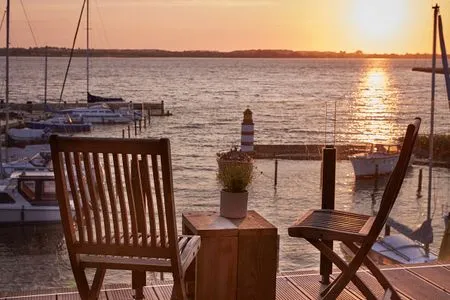 Terrasse Entspannt Urlauben am Wasser: Ferienhaus "Schuppen 23" für bis zu vier Personen!