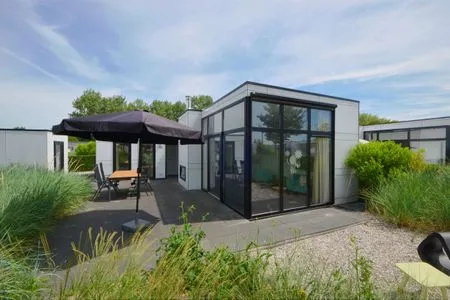 Breskens Chalet Herzklopfen mit Zaun Hausnr. B092 Breskens / Zeeland - 