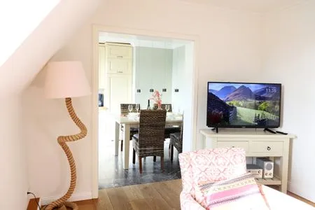 Wohnzimmer Bundiswung 9, Whg. 4