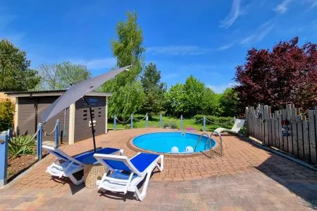 Pool Ferienwohnung "Ackerblick" in Schwartbuck