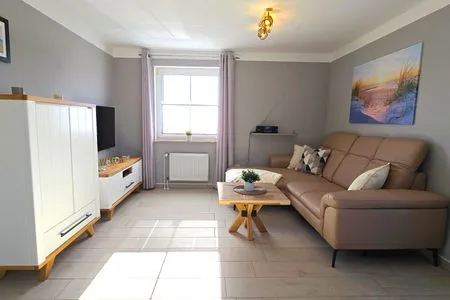 Wohnzimmer Ferienwohnung "Ankerplatz" am Schönberger Strand