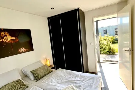 Enkhuizer Strand Chalet Wellenreiter mit Zaun Zweite Reihe Haus Nr. 213 Enkhuizen / IJsselmeer - 