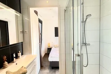 Enkhuizer Strand Chalet Wellenreiter mit Zaun Zweite Reihe Haus Nr. 213 Enkhuizen / IJsselmeer - 