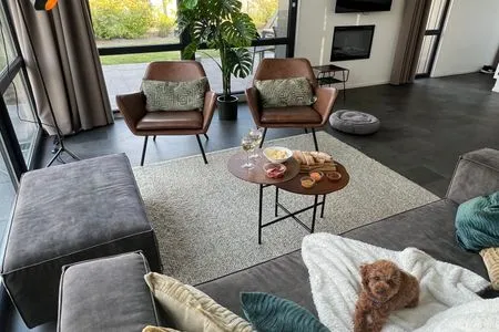 Enkhuizer Strand Chalet Wellenreiter mit Zaun Zweite Reihe Haus Nr. 213 Enkhuizen / IJsselmeer - 