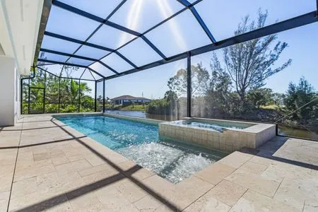 Pool Villa Sir Henry 4 am Kanal