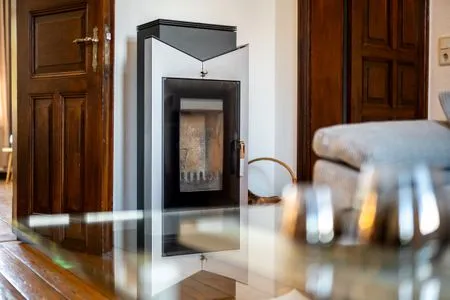 Ferienwohnung InselLiebe in Malchow Kamin im Wohnzimmer  InselLiebe