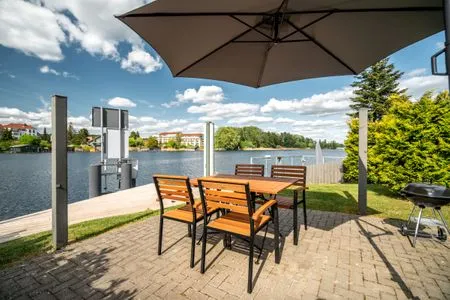 Ferienwohnung SeaLove Malchow - Terasse mit Wasserblick  SeaLove