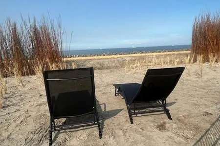 Enkhuizer Strand BeachHouse Strandgut mit Zaun Nr. 400 Enkhuizen / IJsselmeer - 