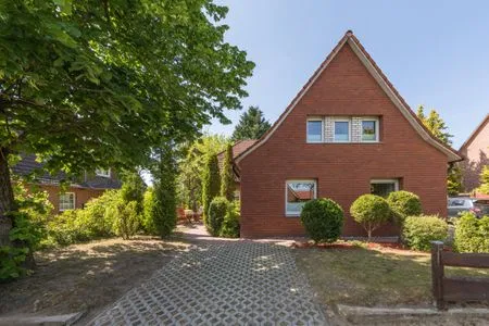 Ferienwohnung Marienkäfer Waren (Müritz) - gepflegte Außenanlage  Marienkäfer