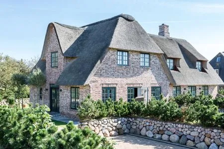 Hauptansicht Am Dorfteich 18b, DHH links