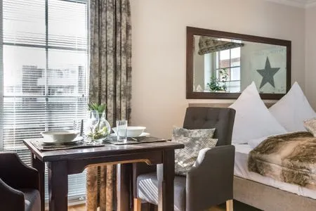 Wohnzimmer Kampstr. 9, W4, GB3