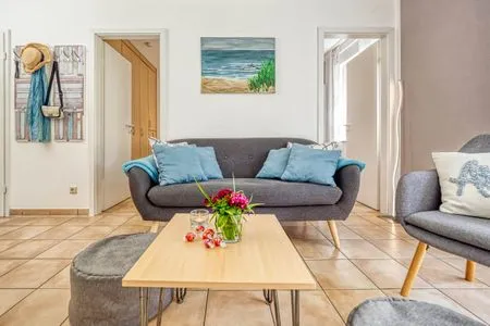 Wohnbereich mit Sofa Residenz am Strand Backfisch (Ostseebrise) - Wohnung 5-66