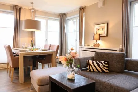 Wohnzimmer Viktoriastraße 6, Viktoria Residenz, Whg. 5