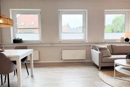 Wohnzimmer Ferienwohnung 'Borbystrand' in Eckernförde – Strandnah und familienfreundlich