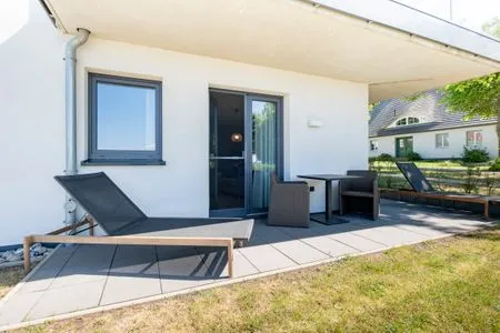 Ferienwohnung Seestern Wustrow mit Terrasse  Seestern