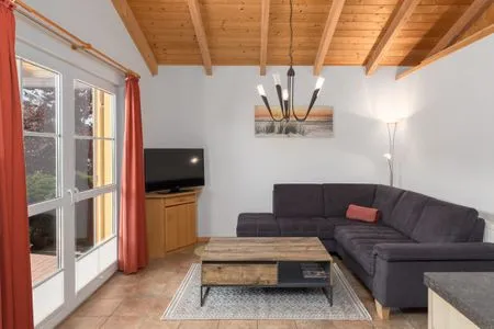 Ferienhaus Sonnenschein in Jabel Wohnzimmer Sofa  Sonnenschein