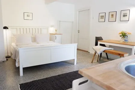 1-Zimmer Appartement mit Schlafbereich und Küchenzeile Appartement Reethus Koppelkiek
