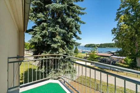 Strandglück Malchow Balkon mit Blick zum See  Strandglück