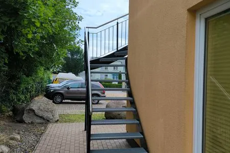 Fassade / Eingang Villa Mia 05