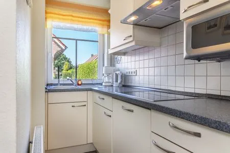  Deichstraße 14e-i 50103 Sonnenwind 3