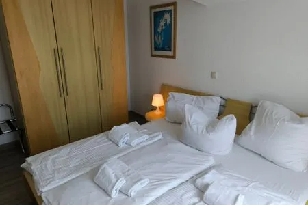 Schlafzimmer Mecklenburg 17