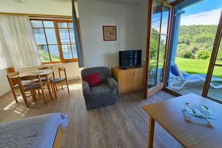 Wohnzimmer Ferienland Sonnenwald Appartement Waldsonne