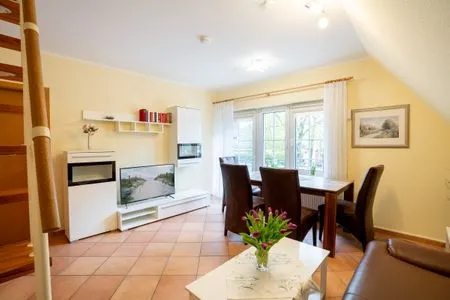 Wohnzimmer (STR47a) Ferienwohnung "Heitmann"