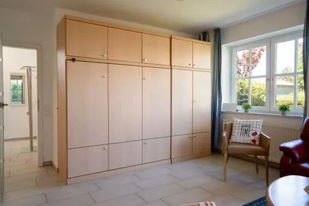 Schlafzimmer (STR80a) Ferienwohnung "Haus Atlanta"