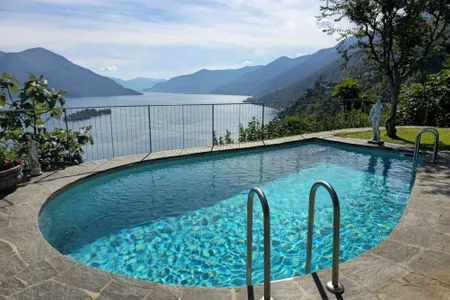 Pool Villa Paradiso