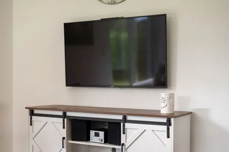4 Ferienhaus VierSeen Walow - großer TV  VierSeen