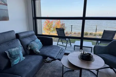 Enkhuizer Strand Chalet IJsselmeerstrand Erste Reihe mit Zaun Haus Nr. 204 Enkhuizen / IJsselmeer - 