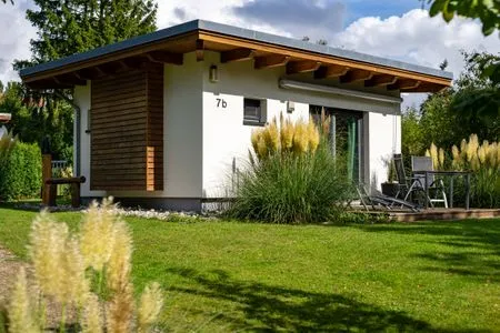 Ferienhaus Kleine Sommerliebe Waren (Müritz) - mit Holzdetails und Gartenblick  Kleine Sommerliebe