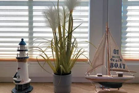 Dekoratives Segelbot  Am Deich Haus 36