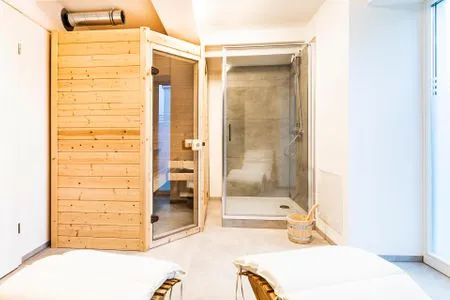 Private Sauna mit 2 Liegen FeWo Goodlife in PRORA - 7.40