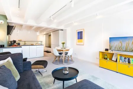 Wohn- und Essbereich FeWo Strandhafer in PRORA - 4.33