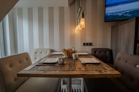 Essbereich Lister Tor 13