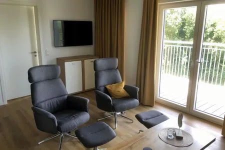 Wohnzimmer Sonnenseite (49.3.S)