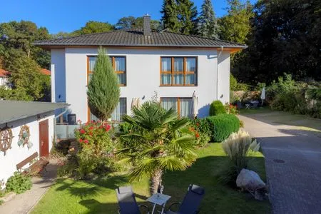 Fassade / Eingang Villa Stranddistel, Whg. 1