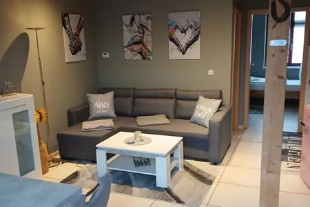 Wohnzimmer FeWo "Ahoi" nahe Malchower See