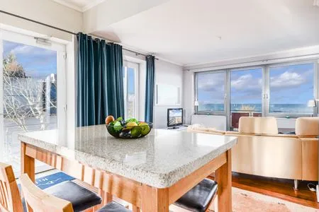  Strandvilla Beletage - exklusive Wohnung mit einzigartigem Meer - und Hafenblick