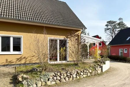 "Strandhaus" Unter den Kiefern 101-0 "Strandhaus" Unter den Kiefern 101