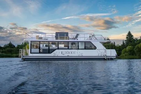 Luxboot-intro Luxboot