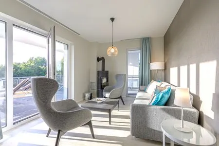 2 Ferienwohnung Strandblick Ostseebad Wustrow ZweiWasser Alte Seefahrtschule Wohnzimmer mit Kamin  Strandblick