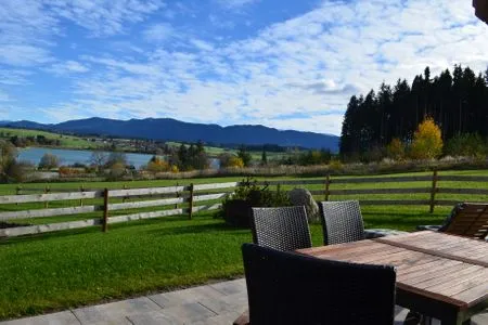 Terrasse Jägar Chalet - Feriendorf Via Claudia Haus 73