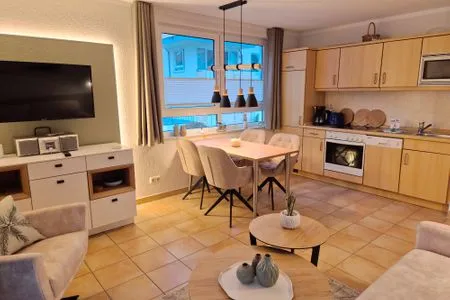 Essbereich mit Küchenzeile Residenz am Strand Wohnung 4-61