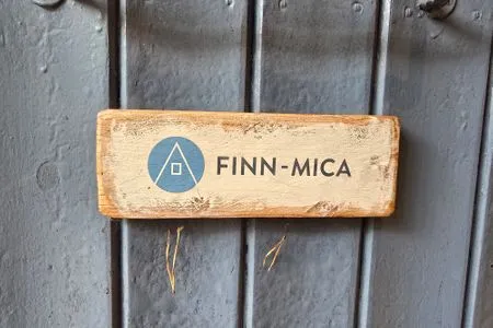  Finn-Mica