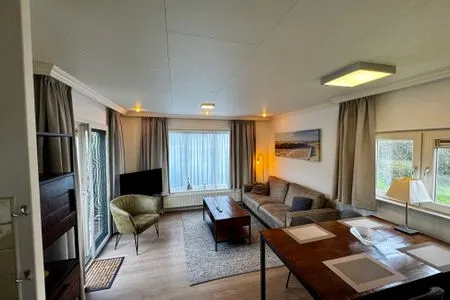  Breskens Chalet am Strandaufgang mit Zaun Haus Nr. B025